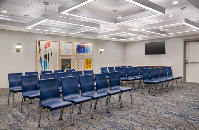 Holiday Inn Express & Suites, Terre Haute IN