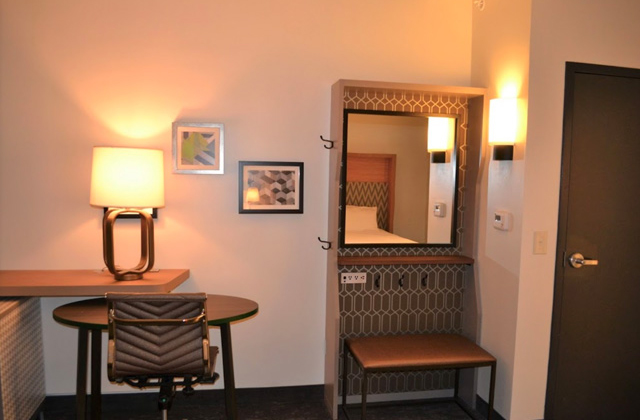 Holiday Inn, Columbus IN